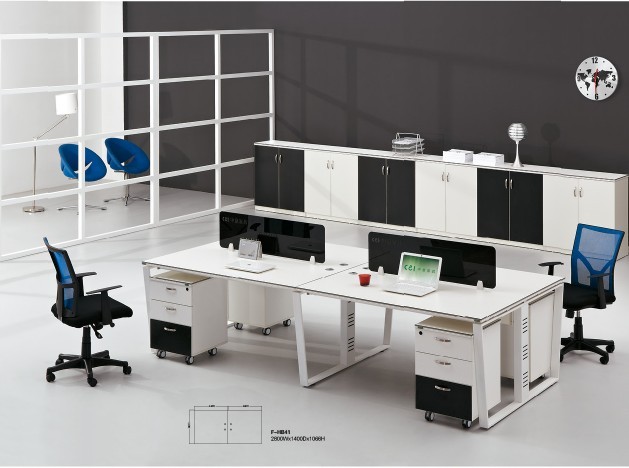 辦公家具與化妝品 職場中的雙重美學(xué)與實(shí)用主義